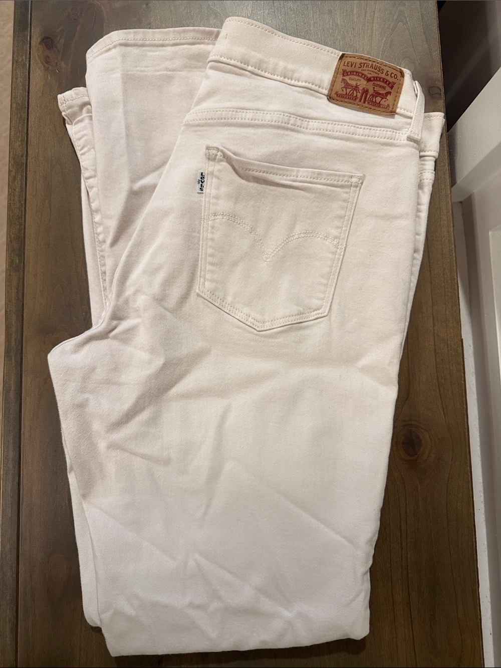 Women’s Levi’s 311 shaping skinny jeans